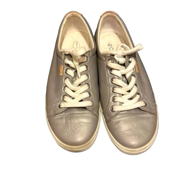 Ecco Silver Shoes by Dillards Men’s Size 8 - Picture 1 of 8